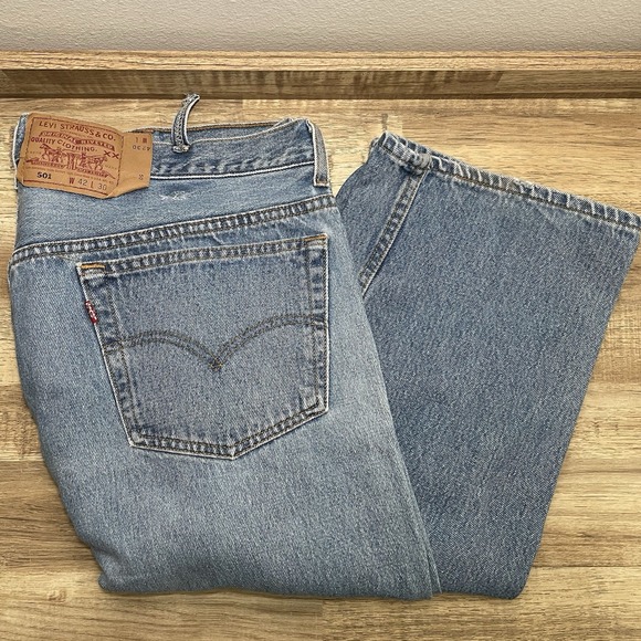 Vintage 90s 1994 Levis 501 Jeans Original Fit Button Fly‎ Made in USA Distressed - Picture 1 of 8